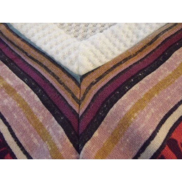 Lovely Melody Waffle Sweater Medium white v-neck animal print thermal fuzzy - Picture 5 of 10